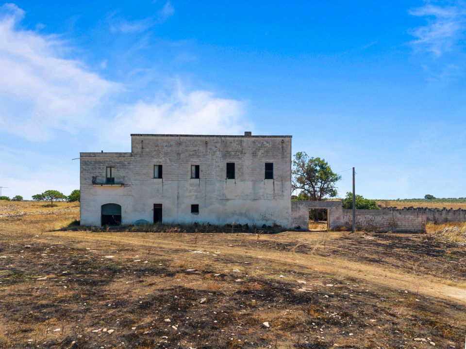 Gård i Manduria, Taranto - foto 1