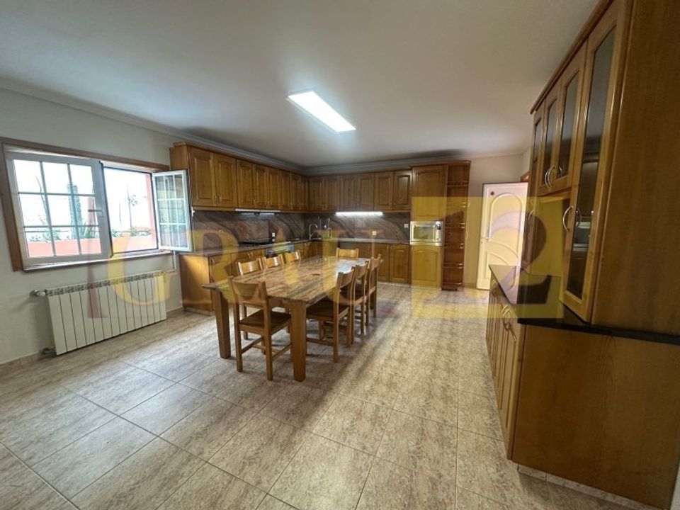 Villa i Santa Maria da Feira, Aveiro - foto 1