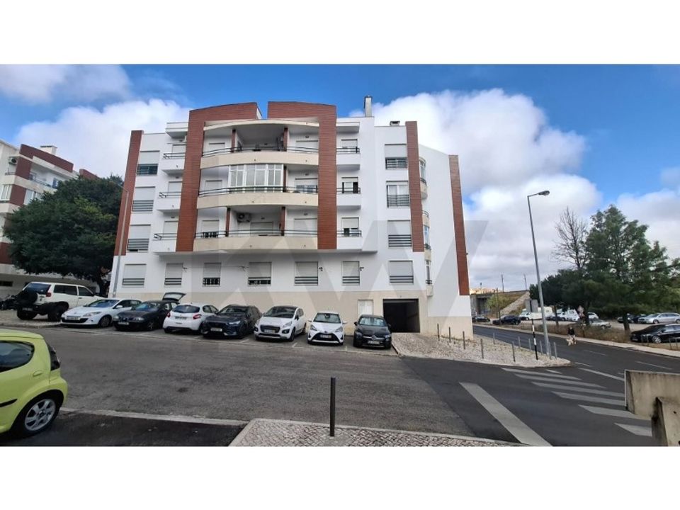 Lejlighed i Laranjeiro, Setubal - foto 1