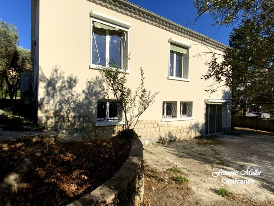Villa - Manosque, Alpes-de-Haute-Provence - photo 2