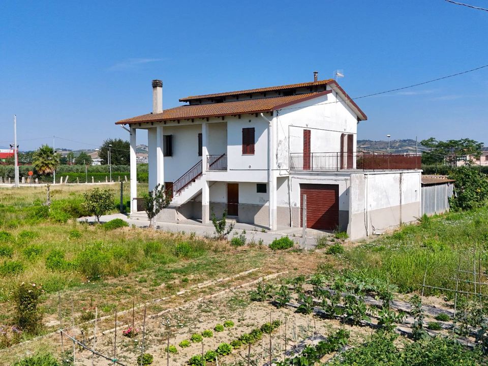 Villa i San Benedetto Del Tronto, Ascoli Piceno - foto 1