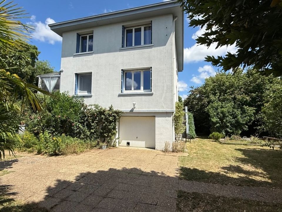 Villa a Tarbes, Hautes-Pyrenees - foto 1