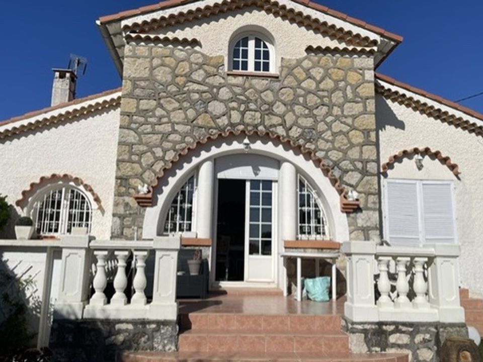 Villa i Antibes, Alpes-Maritimes - foto 1