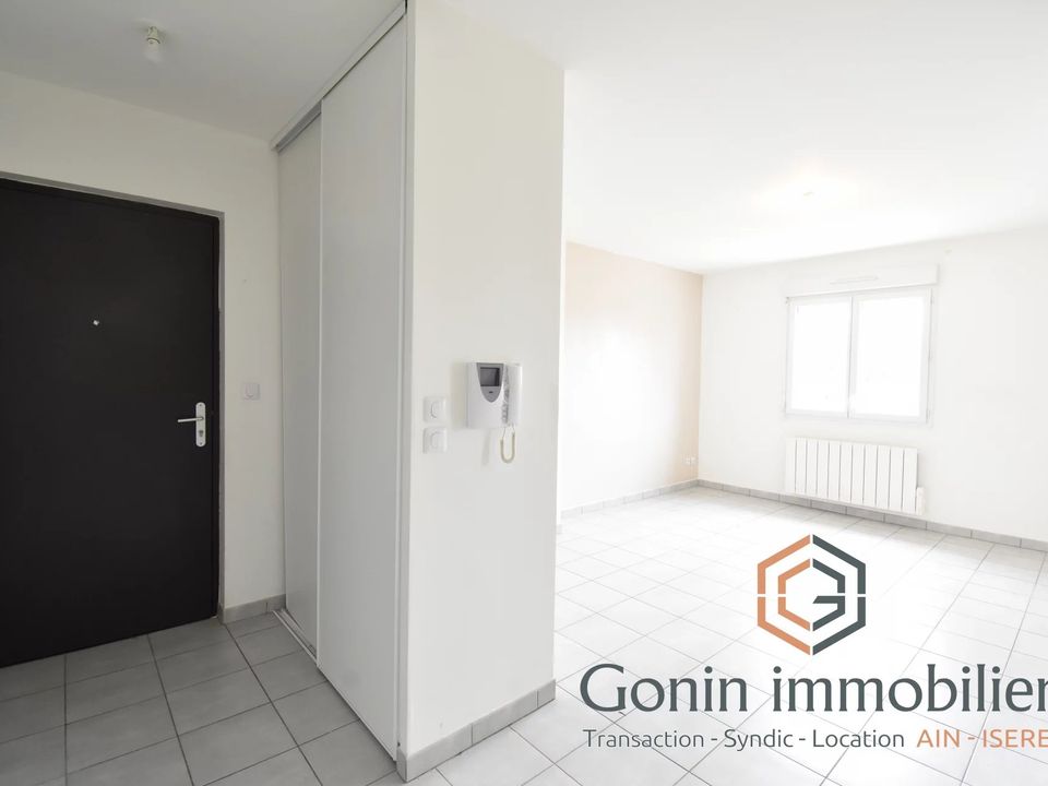 Apartment in Saint-Denis-en-Bugey, Ain - photo 3