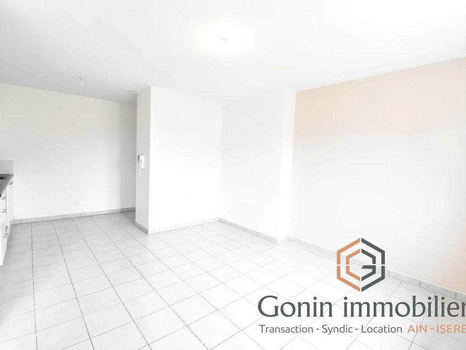 Apartment in Saint-Denis-en-Bugey, Ain - photo 4