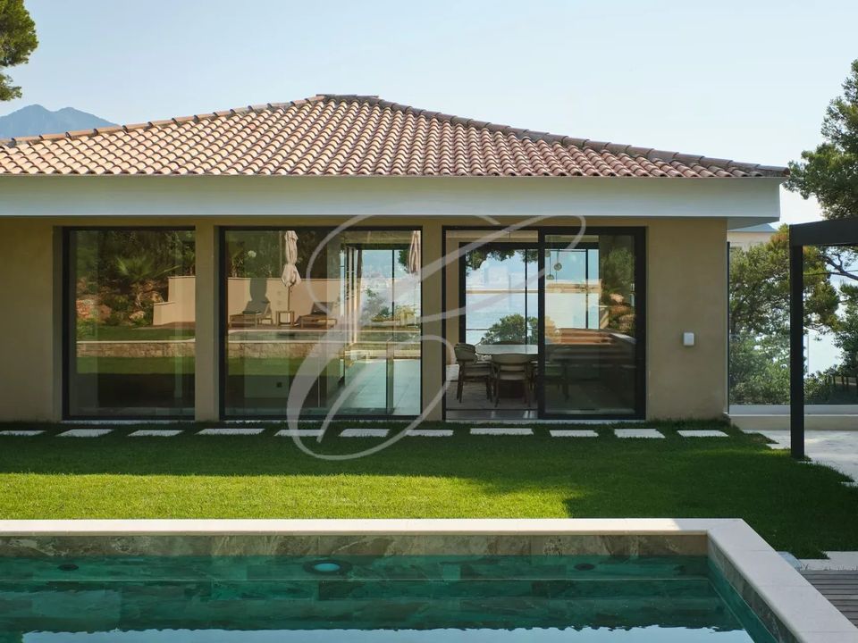 Villa i Roquebrune-Cap-Martin, Alpes-Maritimes - bilde 1