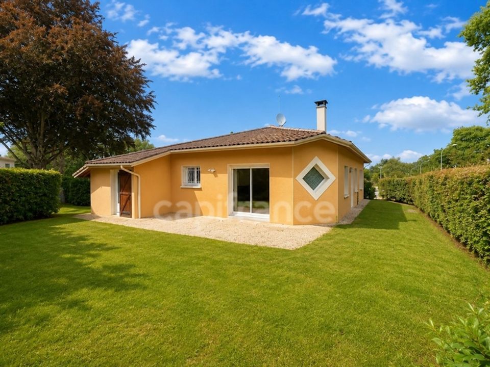 Villa in Saint-Pierre-du-Mont, Landes - foto 1