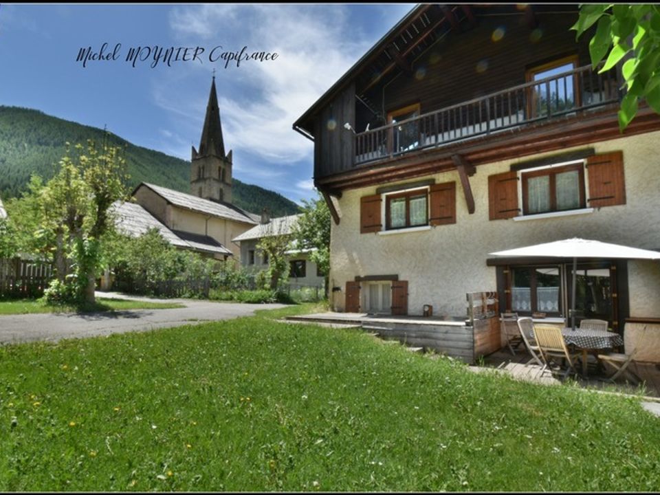 Villa i Château-Ville-Vieille, Hautes-Alpes - foto 1