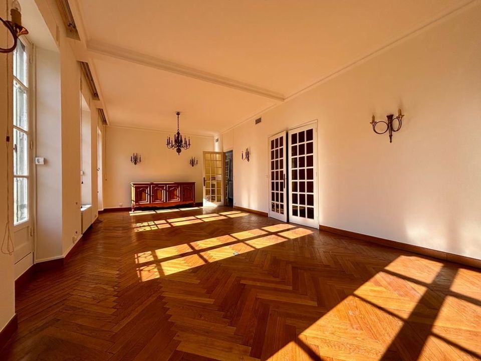 Apartment in Avignon, Vaucluse - photo 2