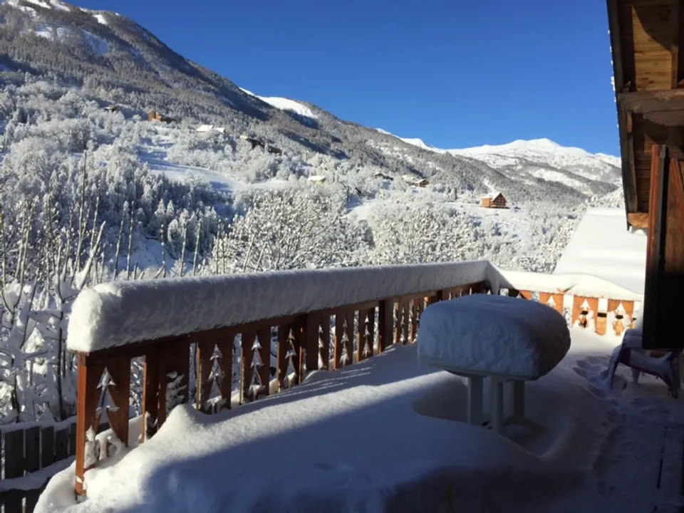 Villa in Allos, Alpes-de-Haute-Provence - foto 1