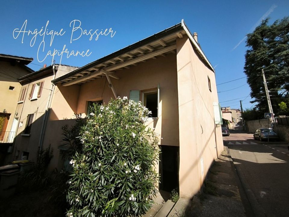 Villa - Grigny, Rhone - photo 1