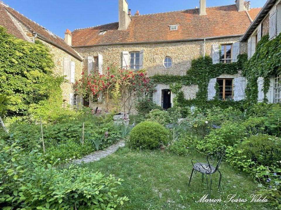Villa i Chaumes-en-Brie, Seine-et-Marne - foto 1