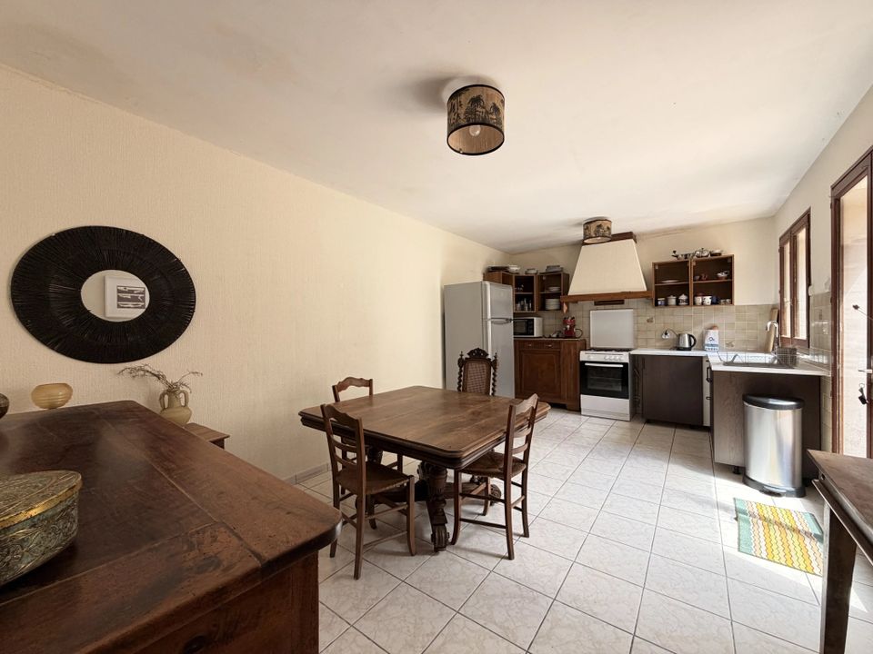 Hus i byn i Verteuil-sur-Charente, Charente - foto 5