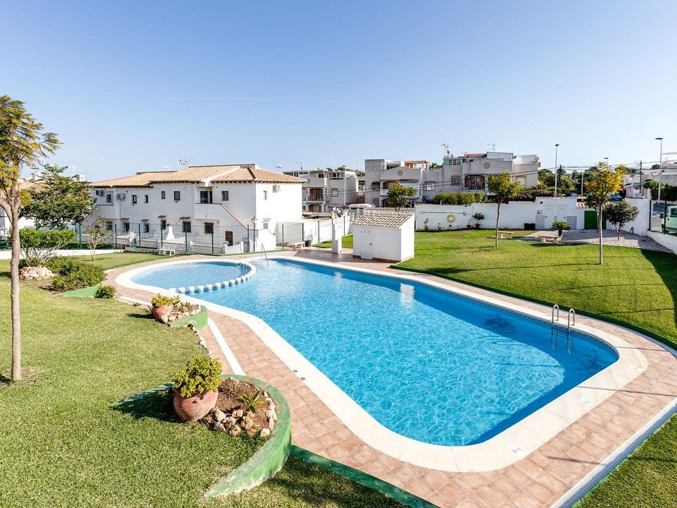 Apartamento em Los Balcones, Alicante - foto 1