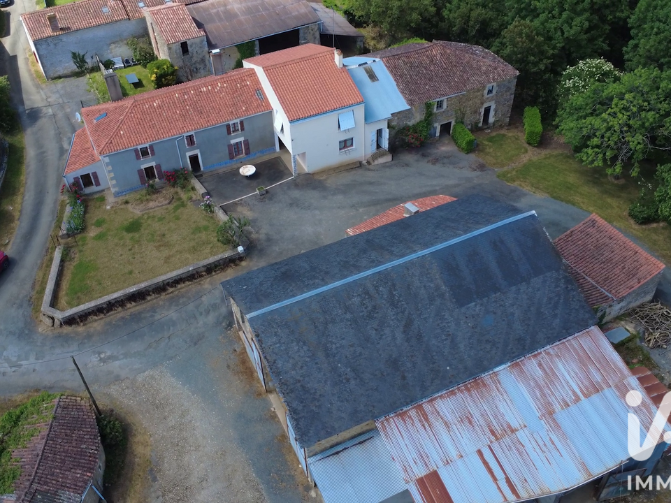 Casa de fazenda em L'Hermenault, Vendee - foto 1