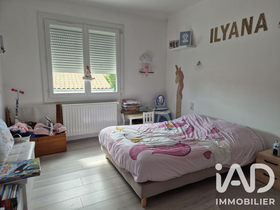 Casa de pueblo en La Tardière, Vendee - foto 4