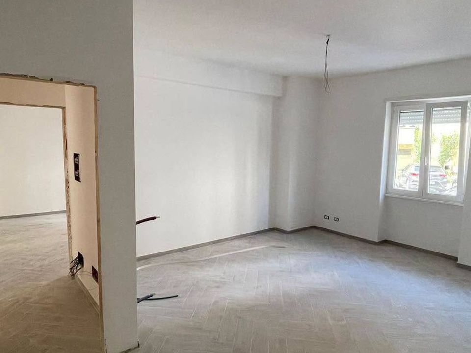 Apartamento en Frosinone, Frosinone - foto 4
