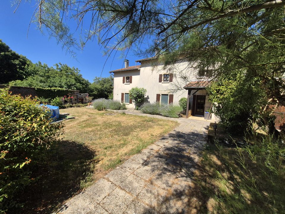 Casa rural em Clussais-la-Pommeraie, Deux-Sevres - foto 1