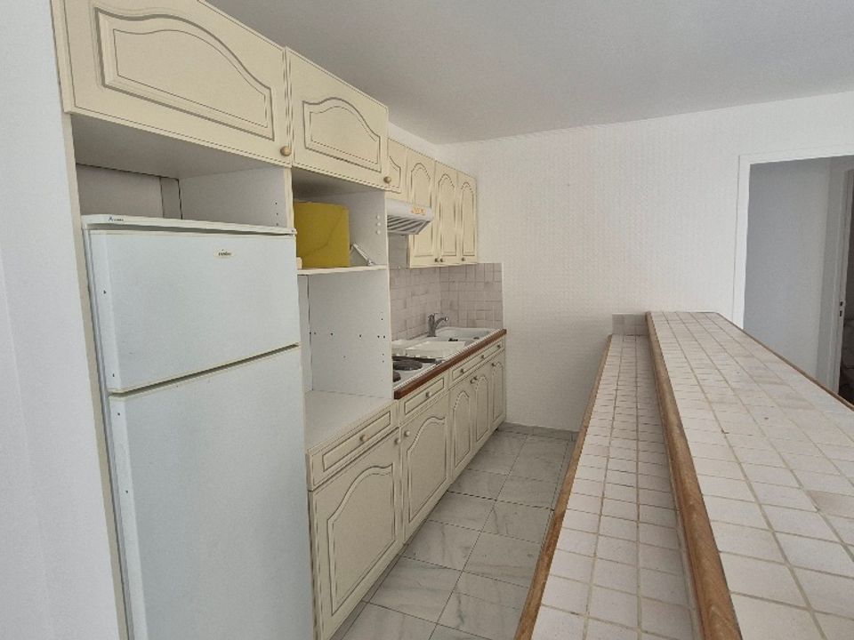 Apartment in Clermont-Ferrand, Puy-de-Dome - photo 3