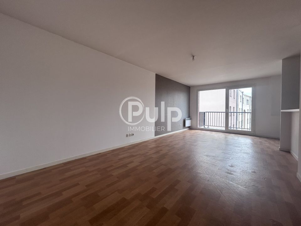 Apartment in Lens, Pas-de-Calais - photo 1