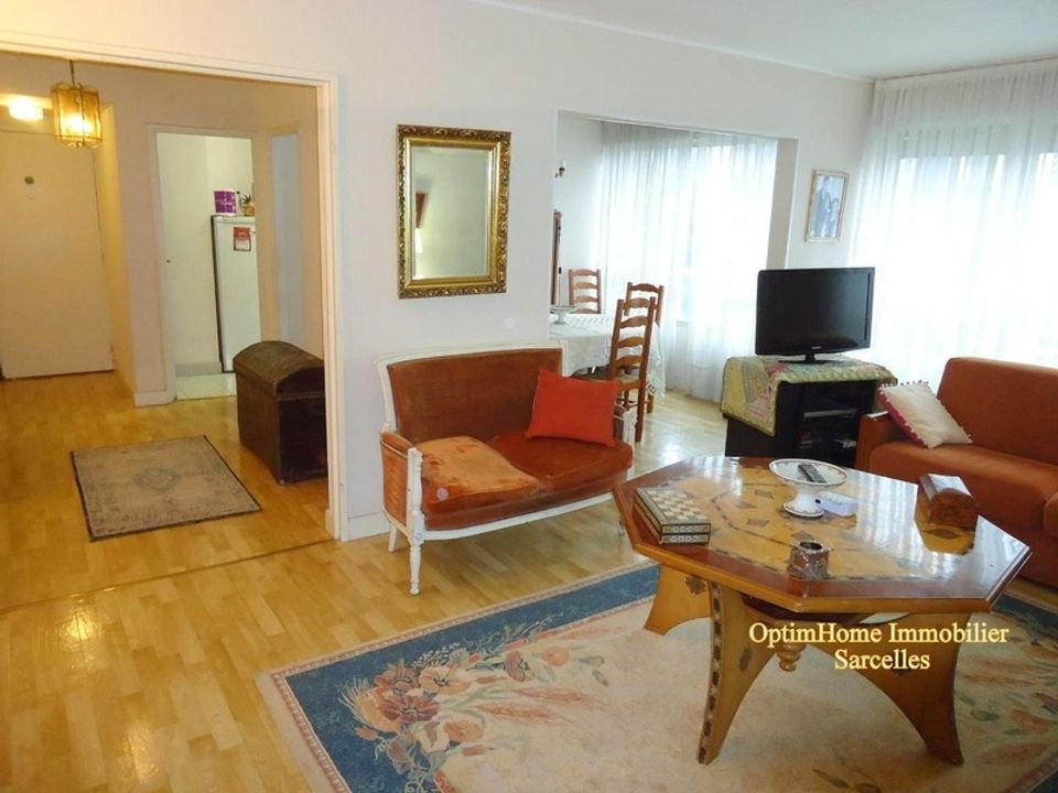 Lejlighed i Sarcelles, Val-d'Oise - foto 1