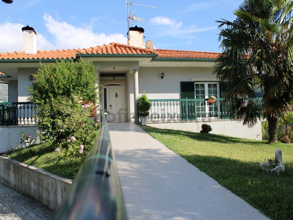 Villa en Frende, Porto - foto 2
