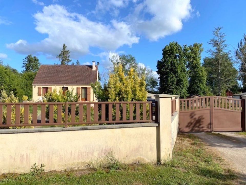 Villa in Les Granges de Vevre, Yonne - foto 1