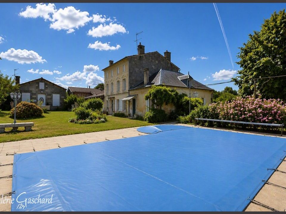 Villa i Saint-Antoine-sur-l'Isle, Gironde - foto 2