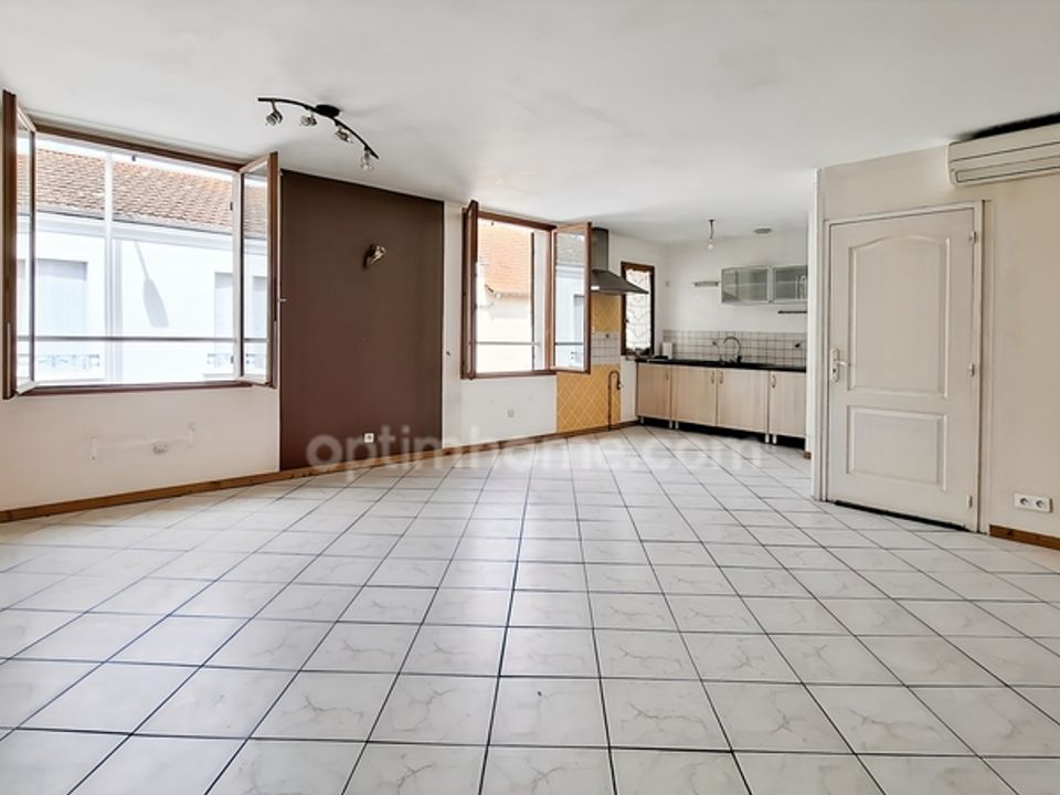 Villa in Vichy, Allier - foto 1