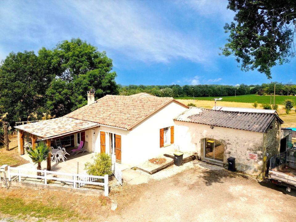 Villa in Segalas, Lot-et-Garonne - foto 1