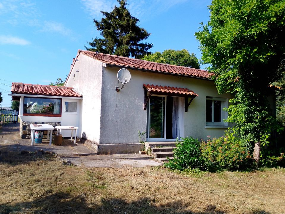 Villa in Jonzac, Charente-Maritime - foto 1