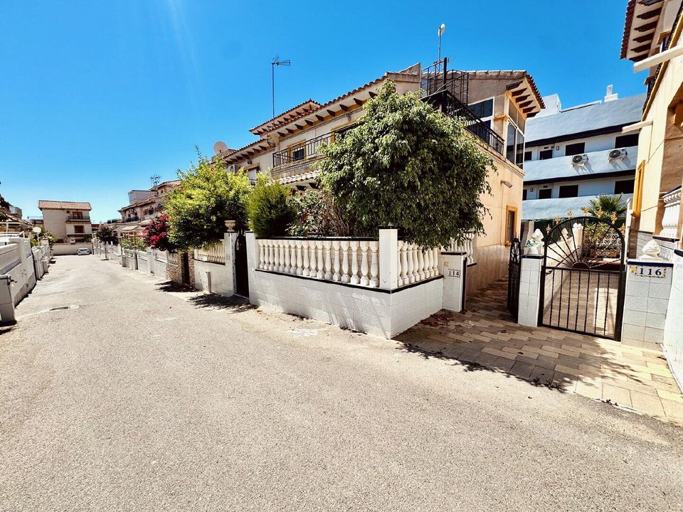 Lejlighed i Punta Prima, Alicante - foto 1
