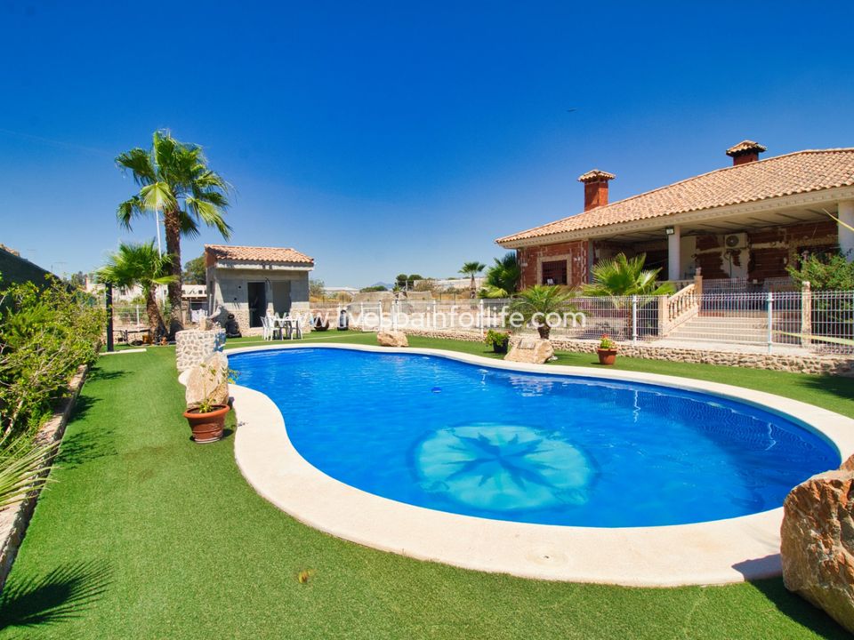 Casa de campo en Cox, Alicante - foto 1
