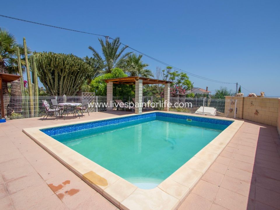 Landejendom i Albatera, Alicante - foto 1