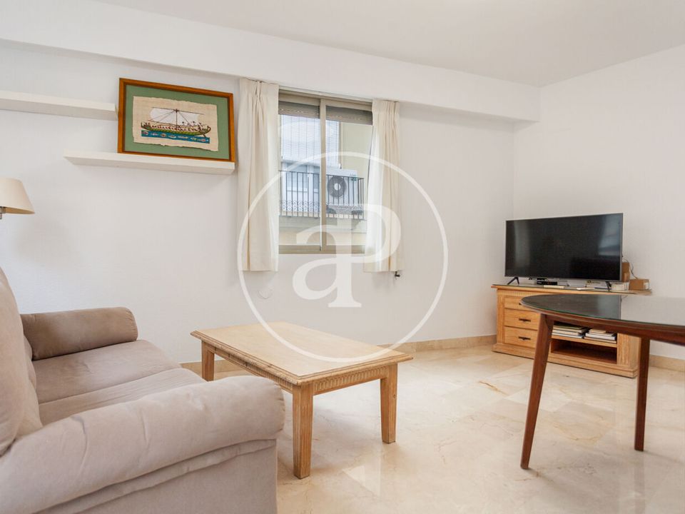 Apartment in Valencia, Valencia - photo 3