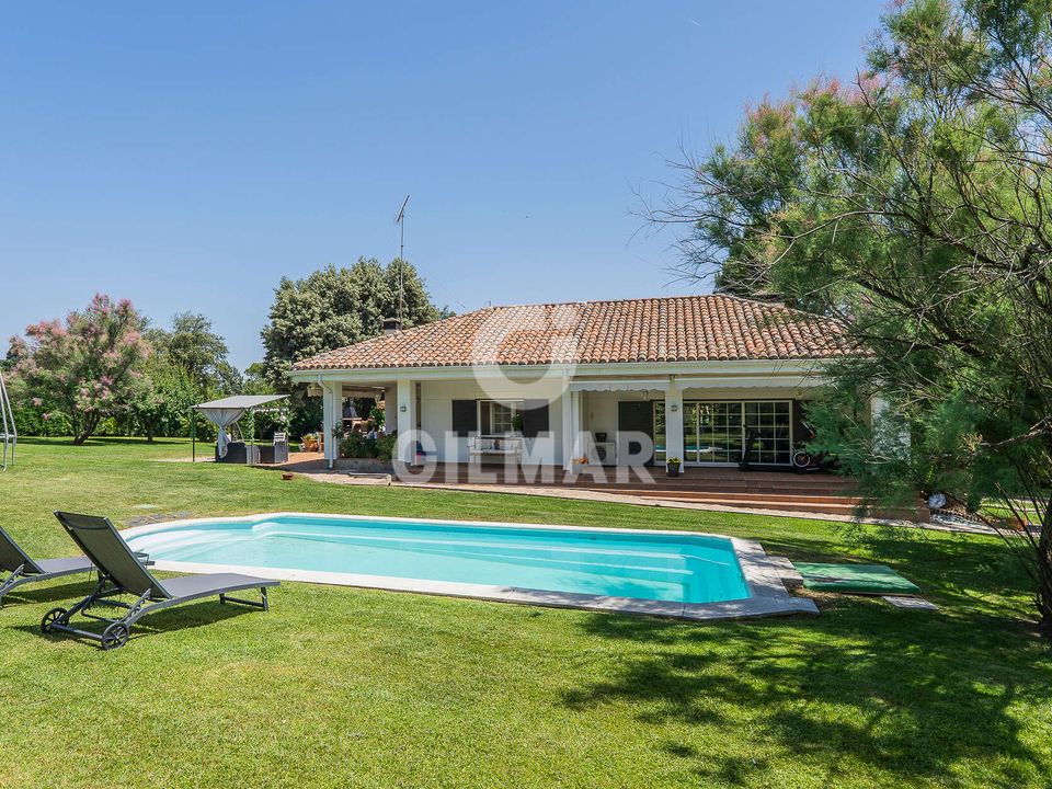 Villa i Valdelagua, Madrid - foto 1