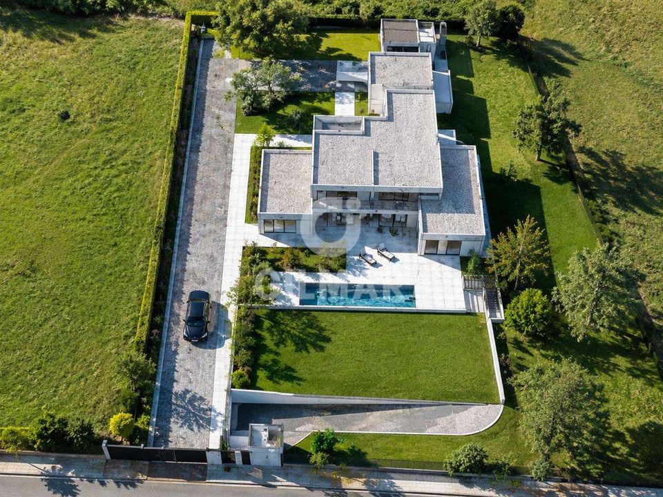 Villa en Ciudalcampo, Madrid - foto 3