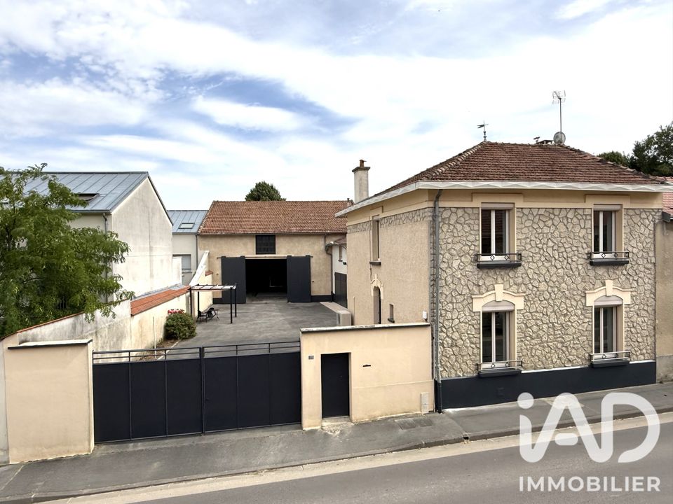 Villa in Reims, Marne - foto 1