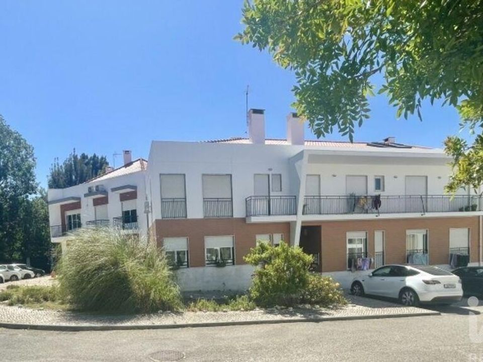 Apartment in Sesimbra, Setubal - photo 2