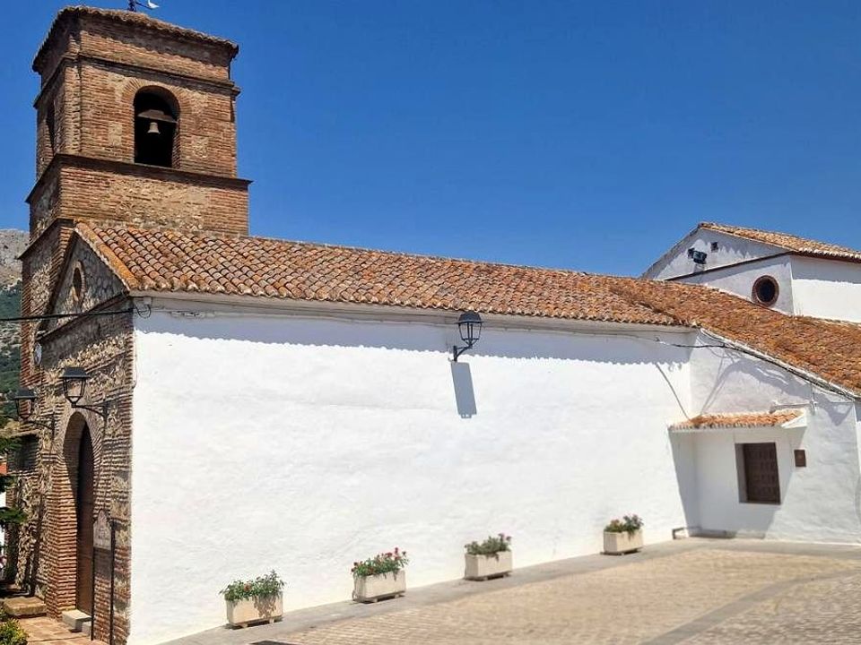 Casa de pueblo en Alfarnatejo, Malaga - foto 2