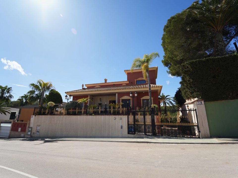 Villa i Orihuela Costa, Alicante - foto 1