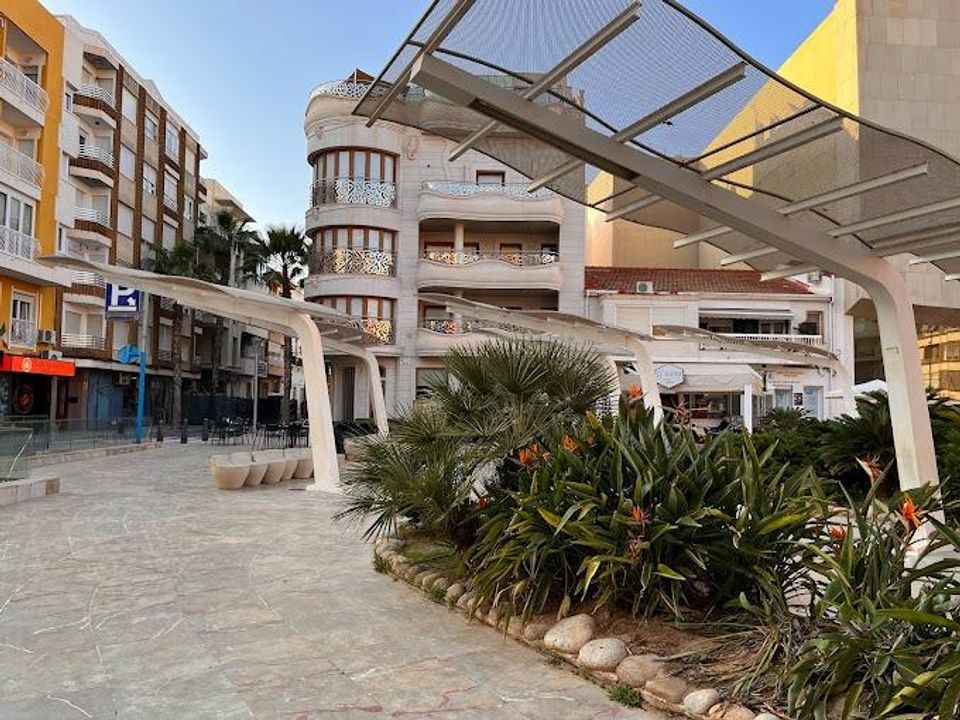 Lejlighed i Torrevieja, Alicante - foto 3
