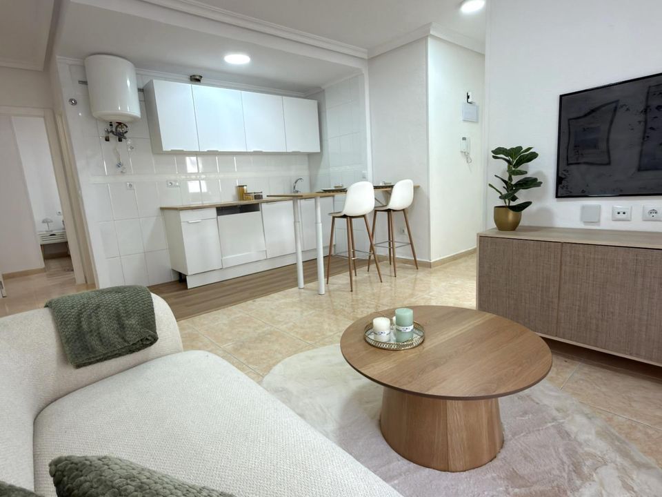 Apartament a Torrevieja, Alicante - foto 2