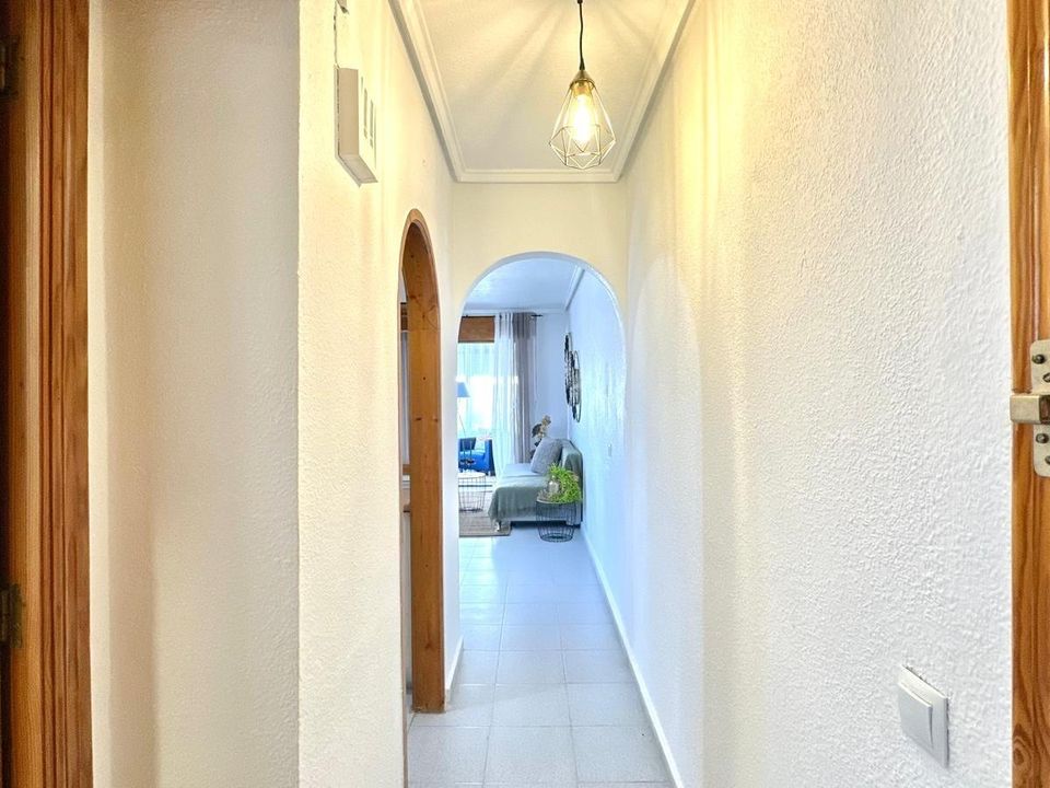 Appartement - Torrevieja, Alicante - photo 2