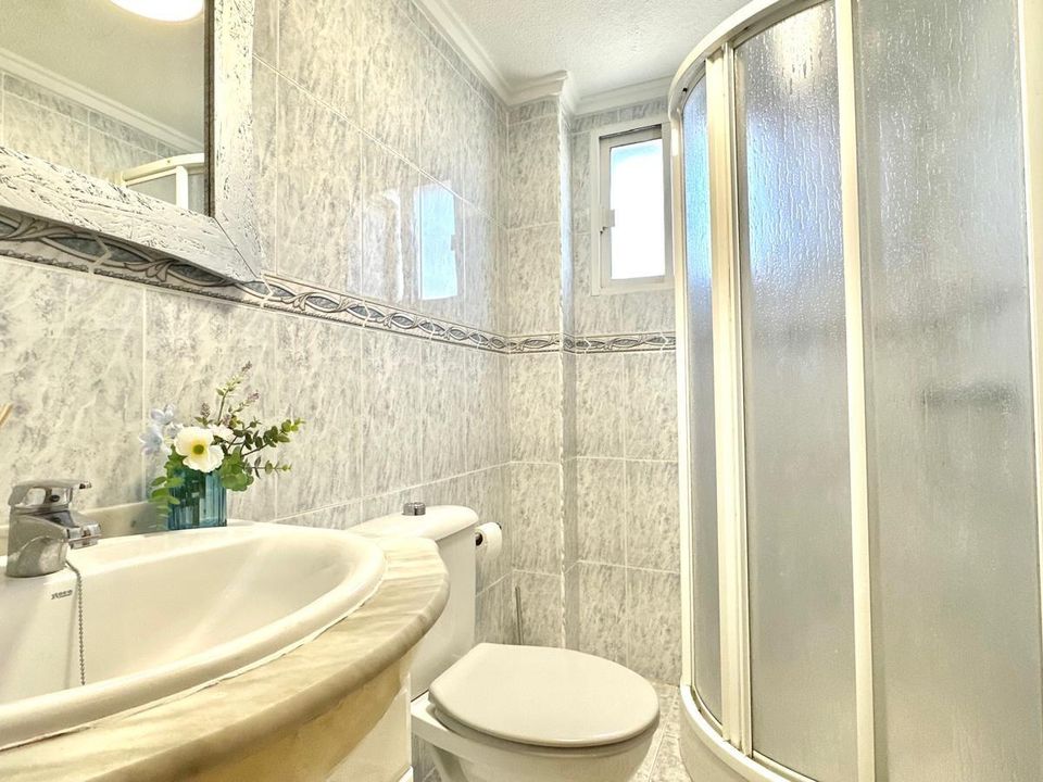 Appartement - Torrevieja, Alicante - photo 4