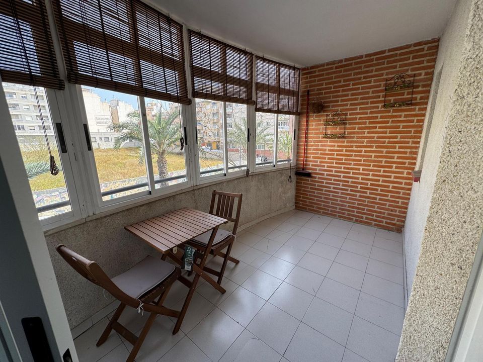 Apartamento en Torrevieja, Alicante - foto 2