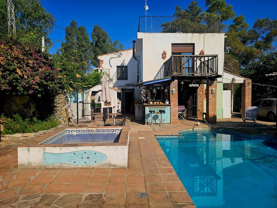 Villa en Guaro, Malaga - foto 2
