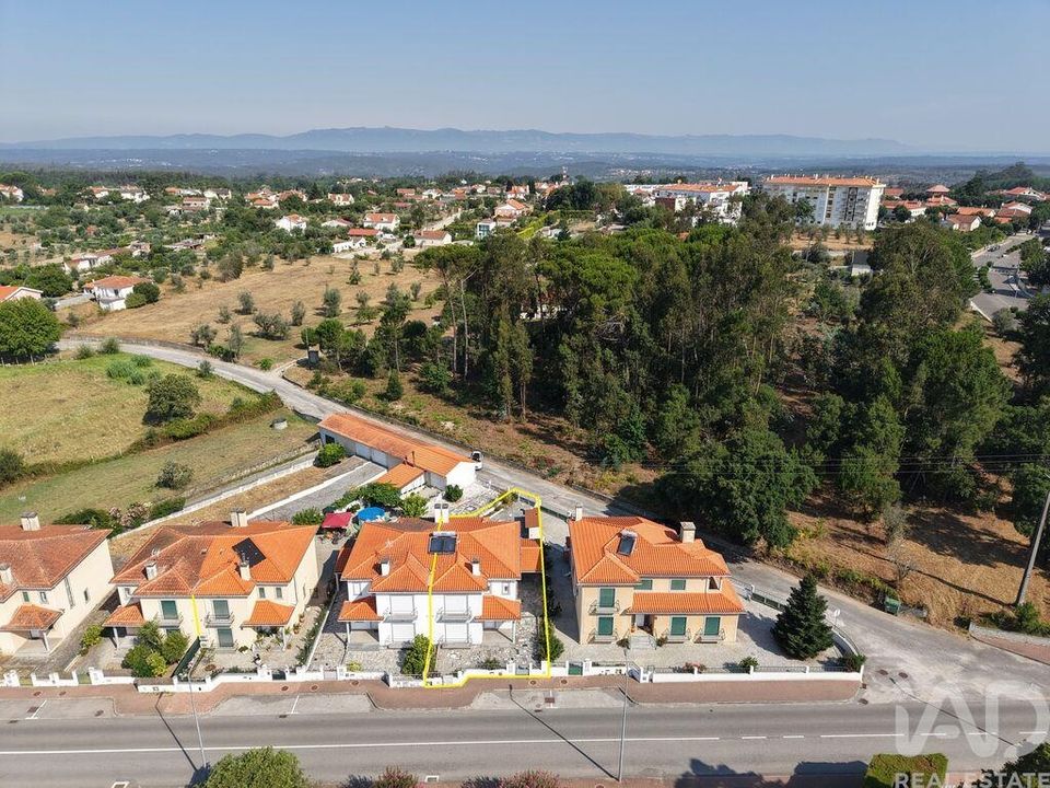 Casa adossada a Carregal do Sal, Viseu - foto 4