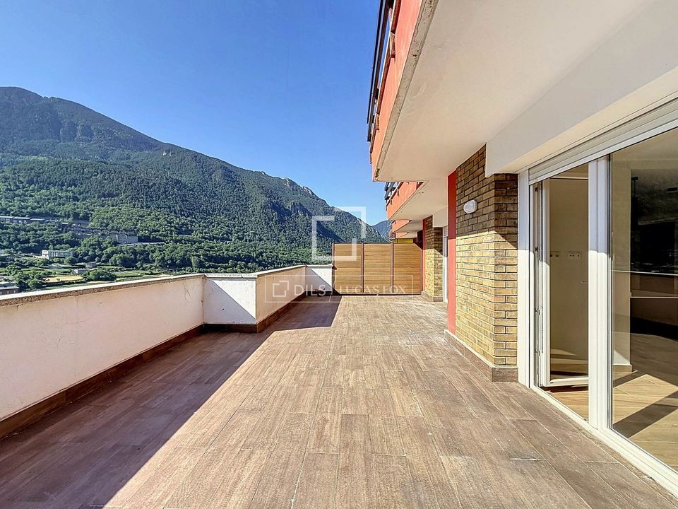 Apartamento en Andorra La Vella, Andorra - foto 1