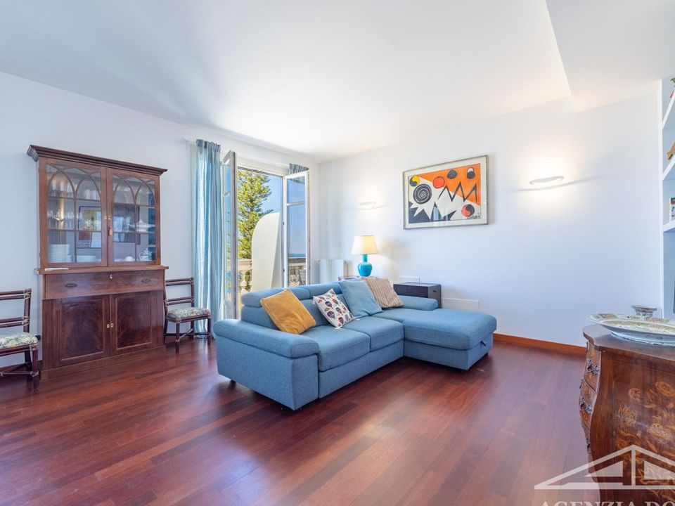 Apartamento en Ospedaletti, Imperia - foto 2
